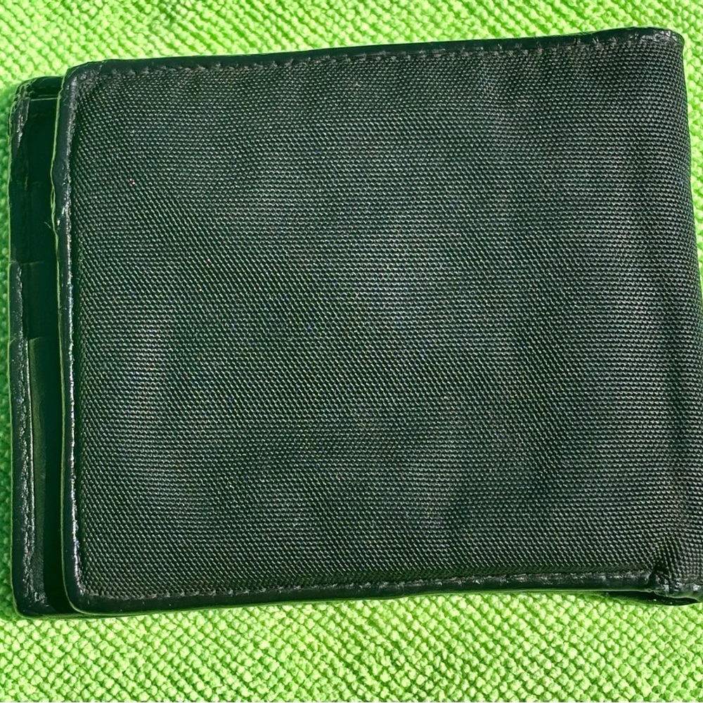 GUCCI black nylon wallet - Picture 16 of 16